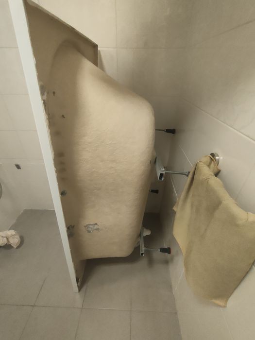 Wanna SANPLAST akrylowa z uchwytami, na stelażu 140x70 cm