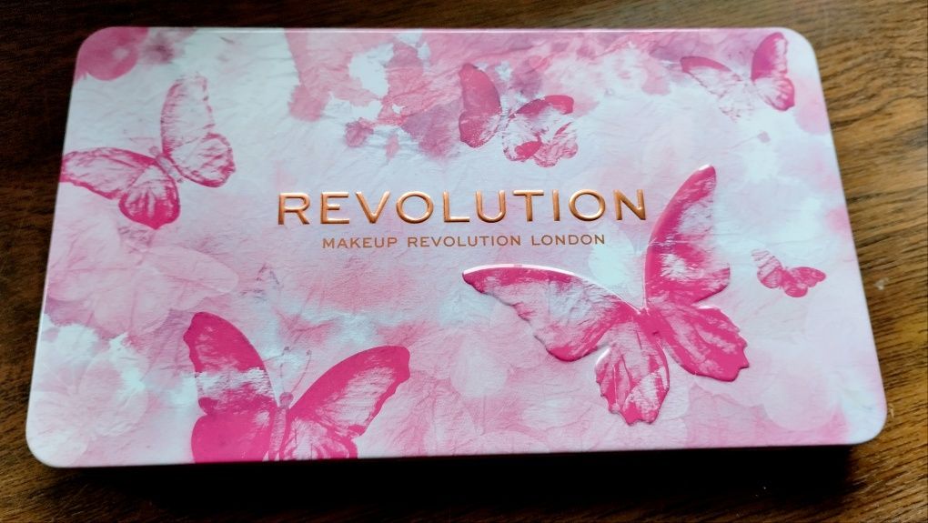 Paleta cieni Makeup Revolution Forever Flawless