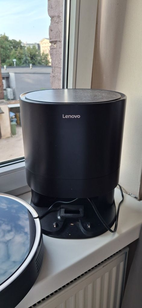 Robot sprzatajacy Lenovo T1s