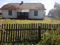 Продається хата в cелі Монастирок Оглядівський Радехівського району