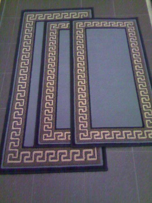 cortinado ,edredon .tapetes de quarto