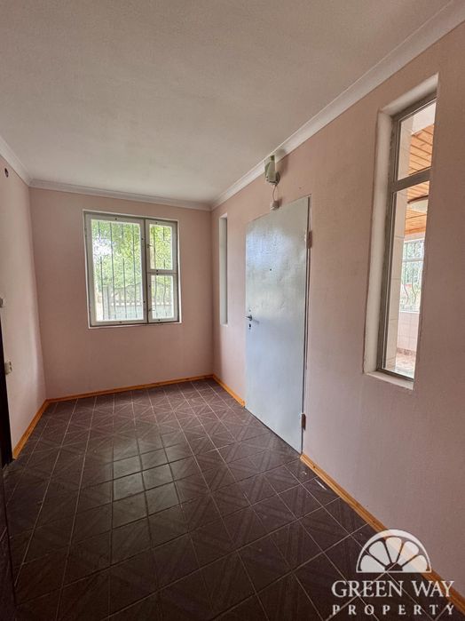 Будинок біля озера| Віта-Литовська, Голосіївський район