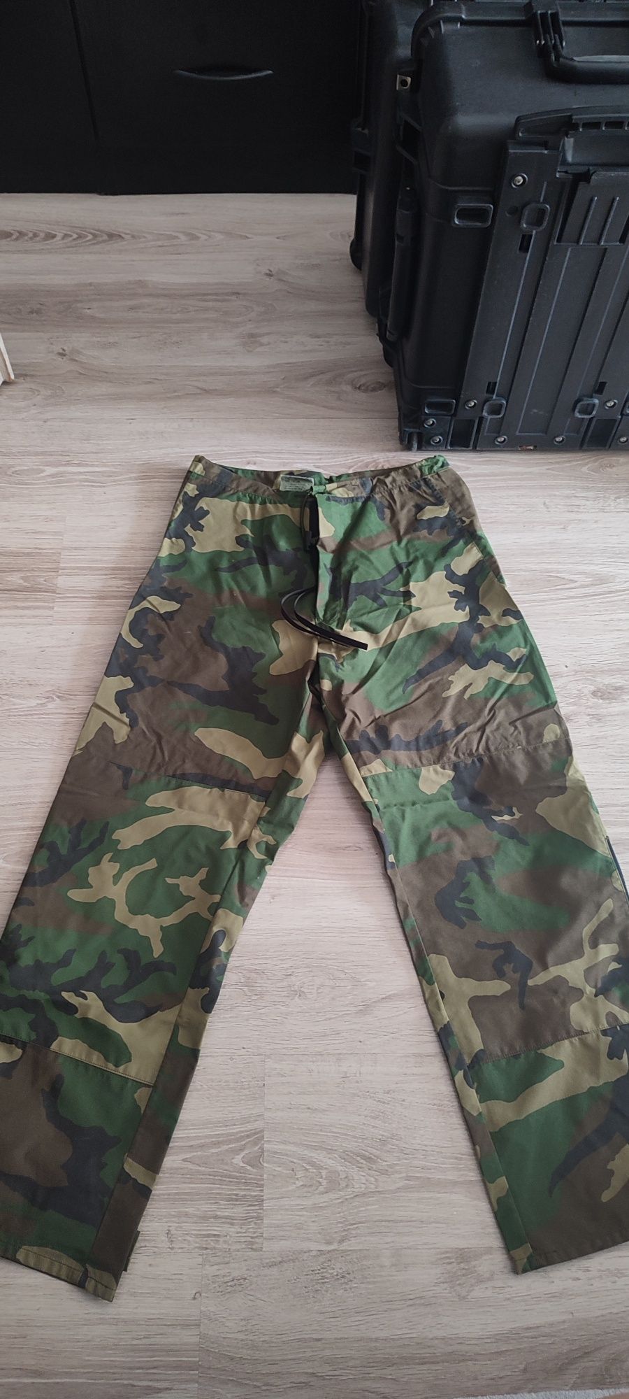 Spodnie wojskowe Gore-Tex US Army ECWCS Woodland - small long (31)
