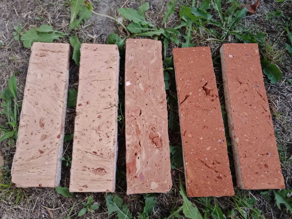 Płytka Lico ze starej cegły do dekoracji wnętrz, ogrodzeń, elewacji.