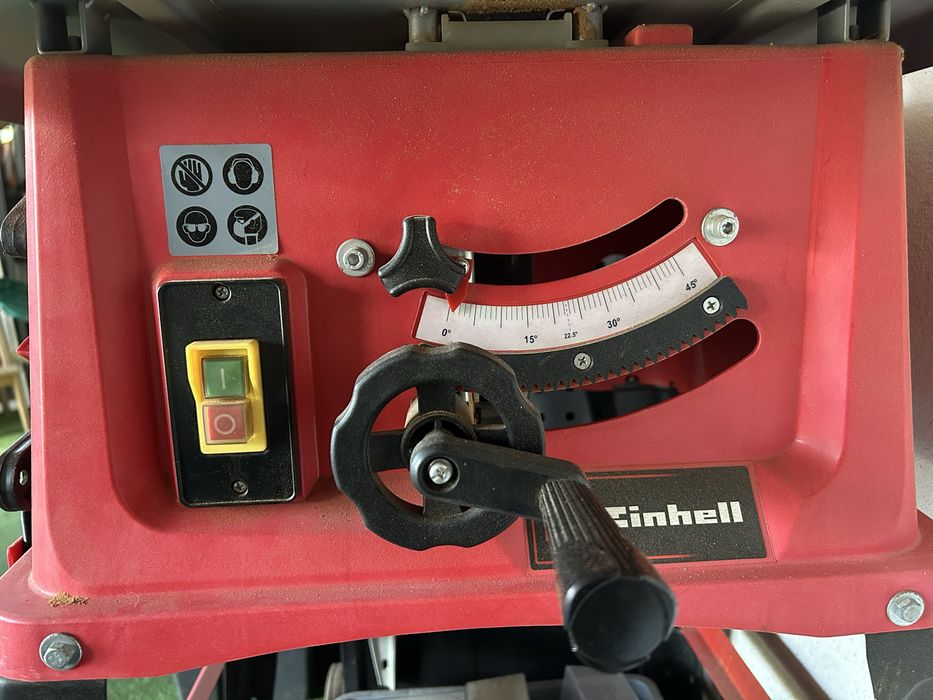 Serra de Mesa e Serra de meia esquadria