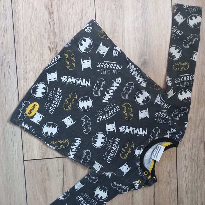 KOSZULKA Z DŁUGIM REKAWEM 92 cienka bluzeczka bluzka batman