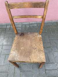 Antyk - krzesło drewniane