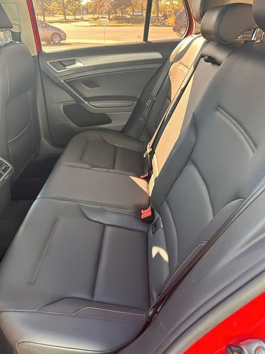 Volkswagen Golf TDI S      2015