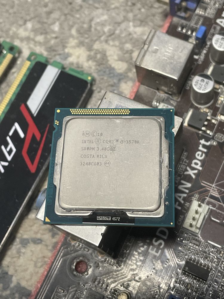Материнская плата asus h61m-e 1155 socket, i5 3570k, 16gb ddr3 goodram