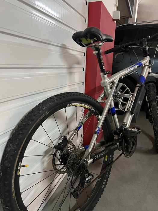 Bicicleta btt GT Avalanche 2.0