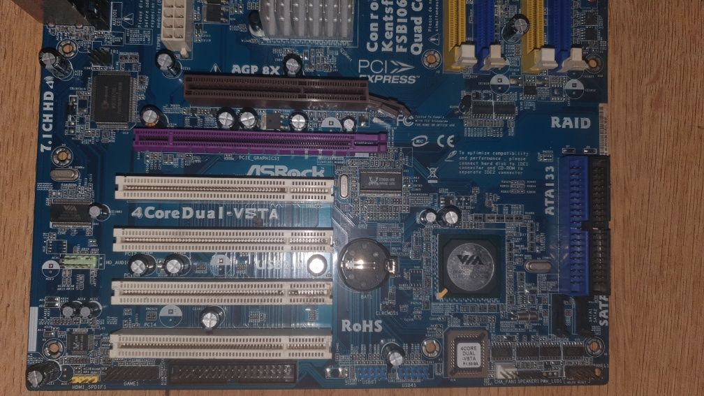 Płyta ASROCK 4CoreDual-VSTA AGP 8X PCI-EXPRESS Lga775 Quad Core CPU