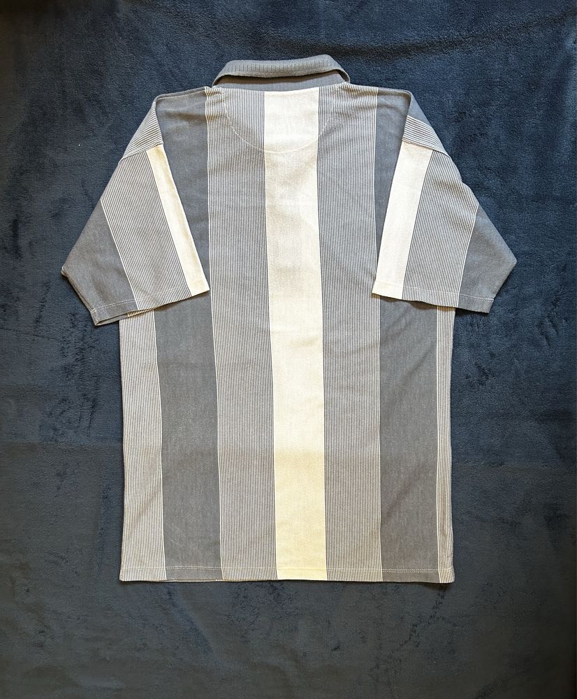 Polo masculino. Muito bom estado