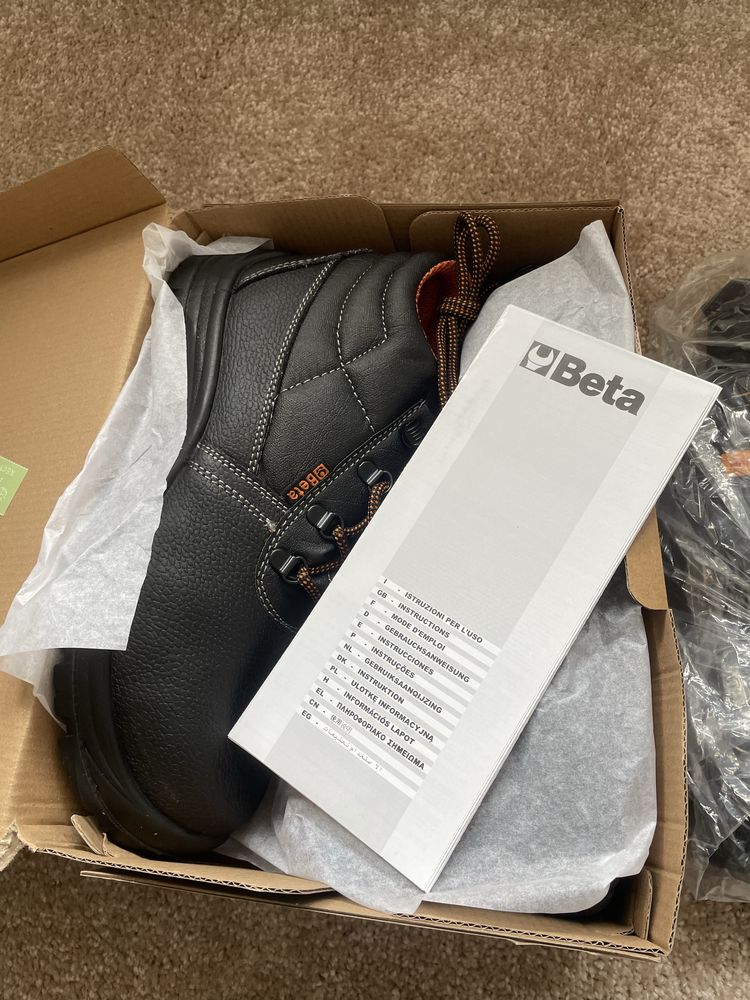 Zestaw spodnie bluza buty robocze