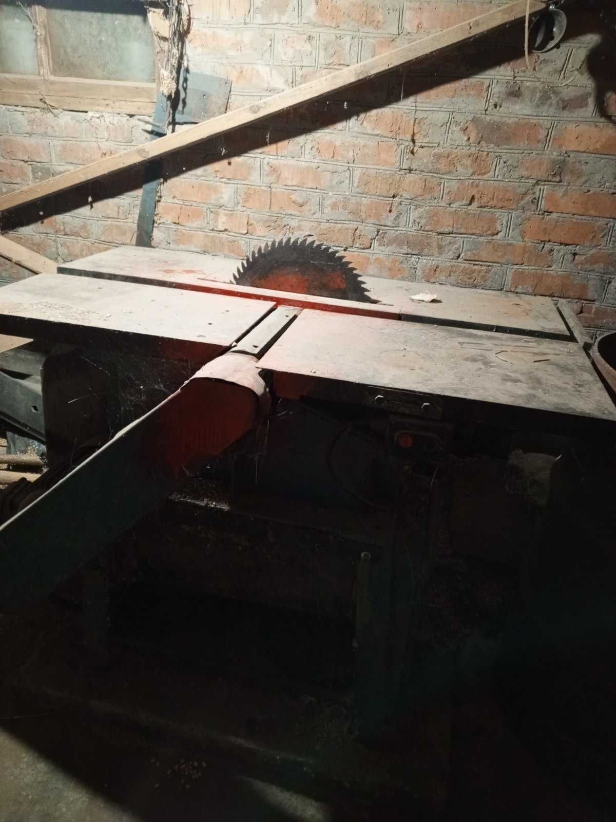 Продається циркулярка+рубанок