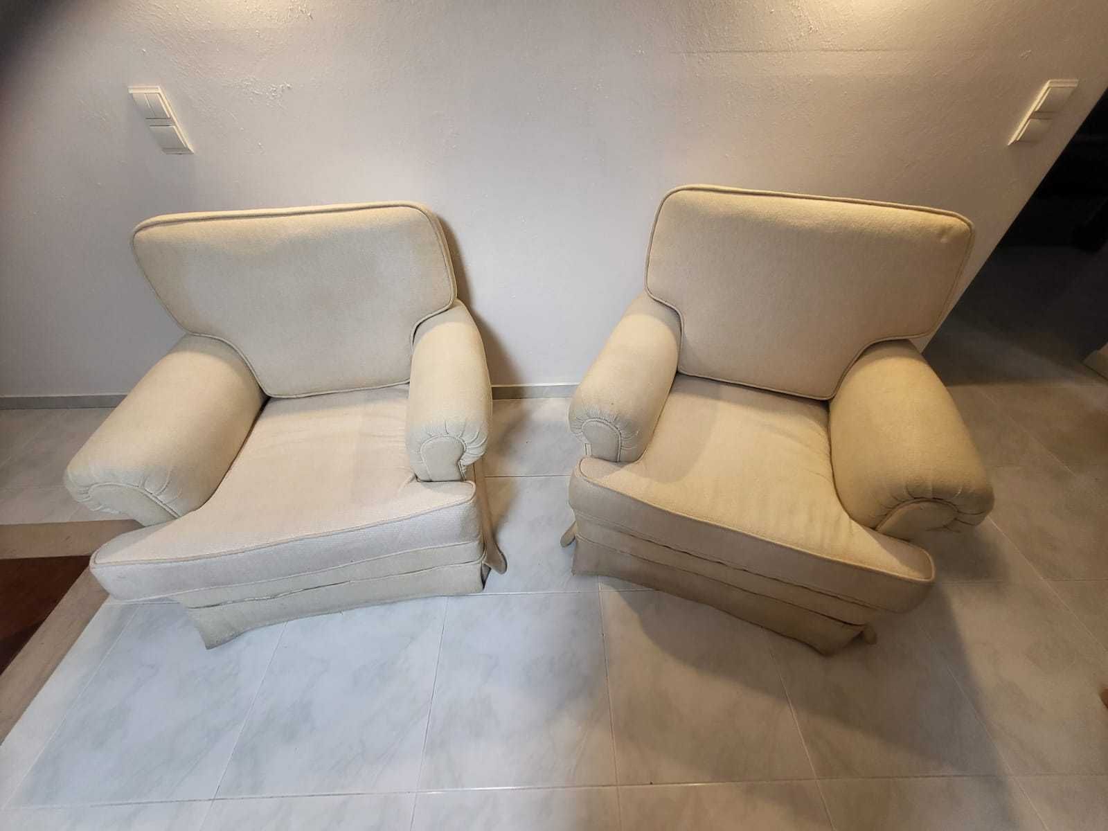 2 Poltronas/Sofás Creme