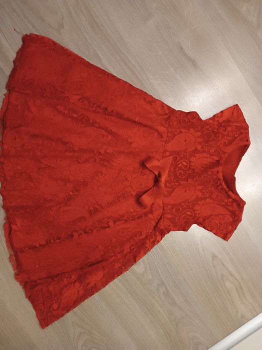 Czerwona Sukienka dla dziewczynki świąteczna