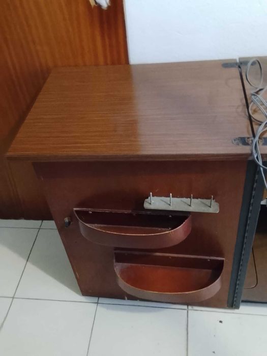 Máquina de costura adauta