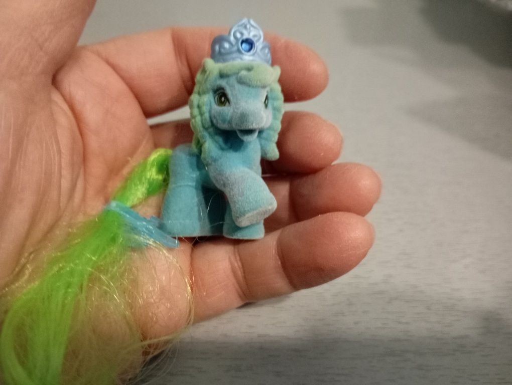 Unicórnios miniaturas
