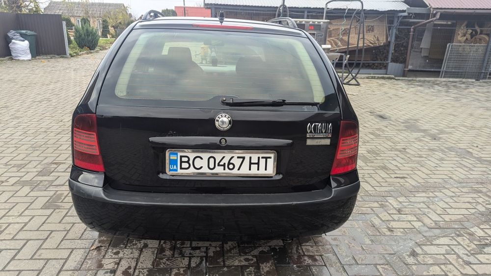 Продам дизельну Октавія