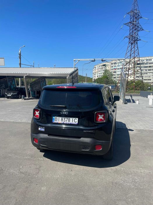 Продам своє авто Jeep Renegade