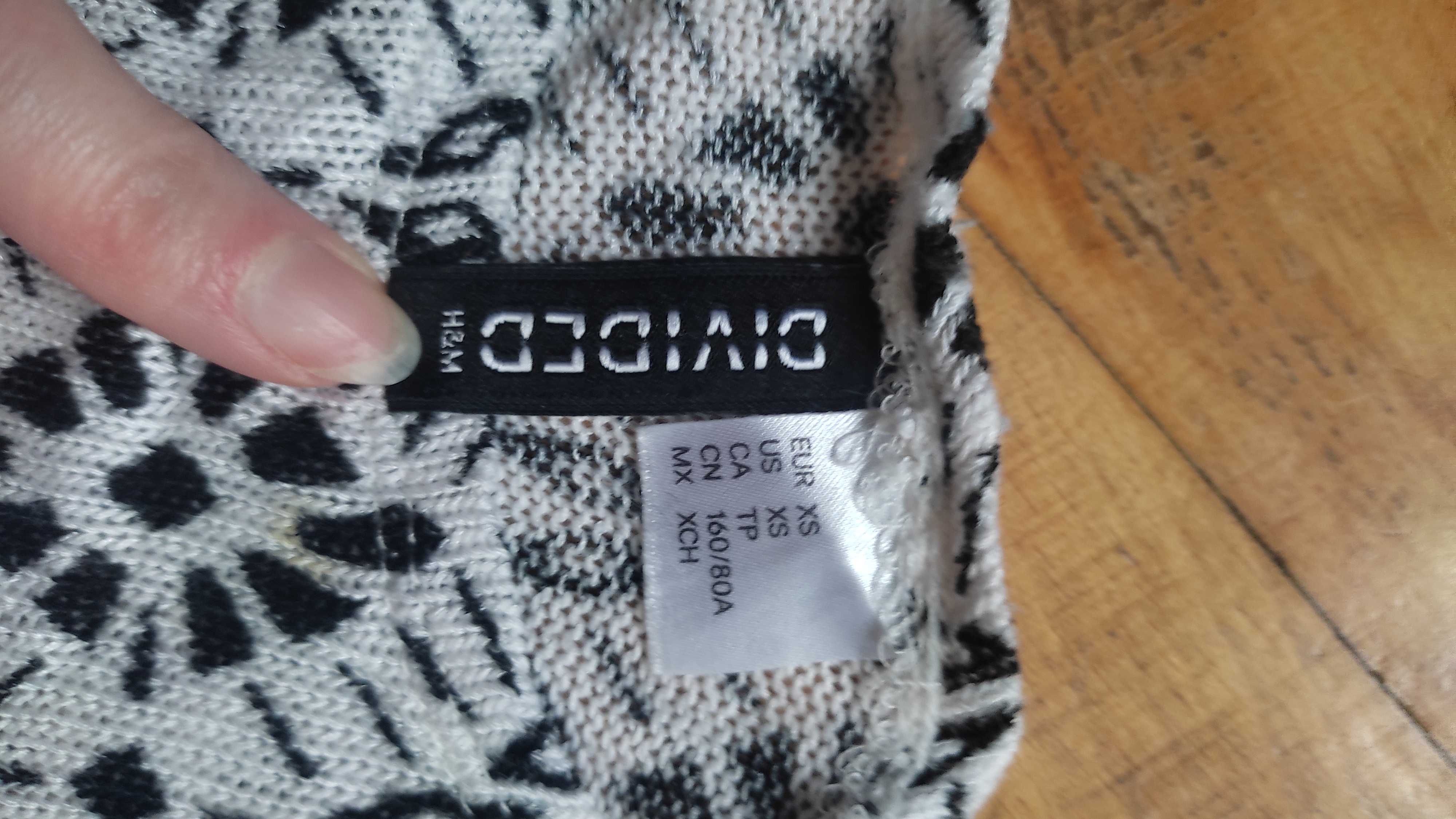 Sweterek bluzka Hm H&m z koronką wiskoza rozmiar XS