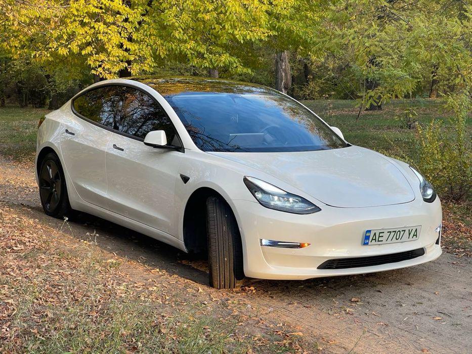 Tesla Model 3 2021
