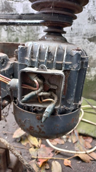 Продам  сверлильний  станок