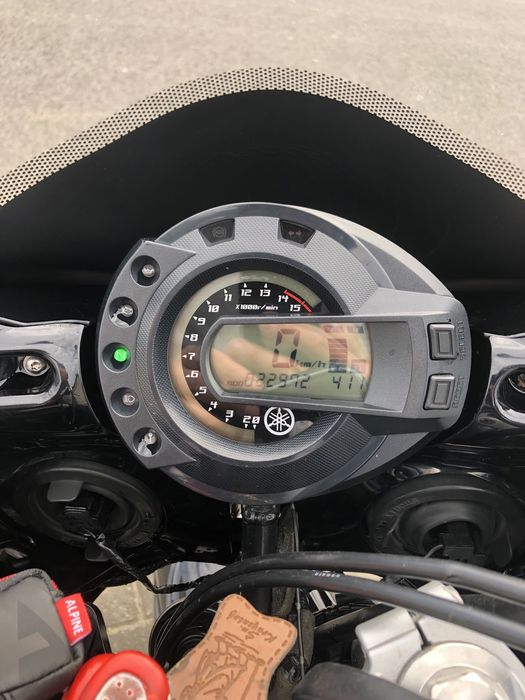 Yamaha FZ6 z kuframi