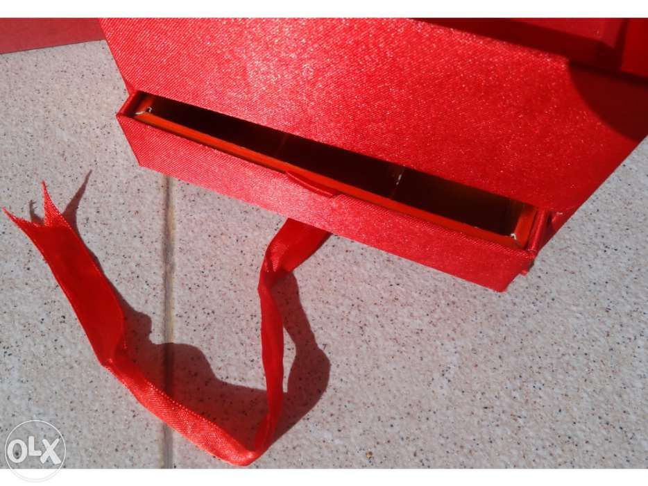 Caixa de chocolates ( Leonidas )