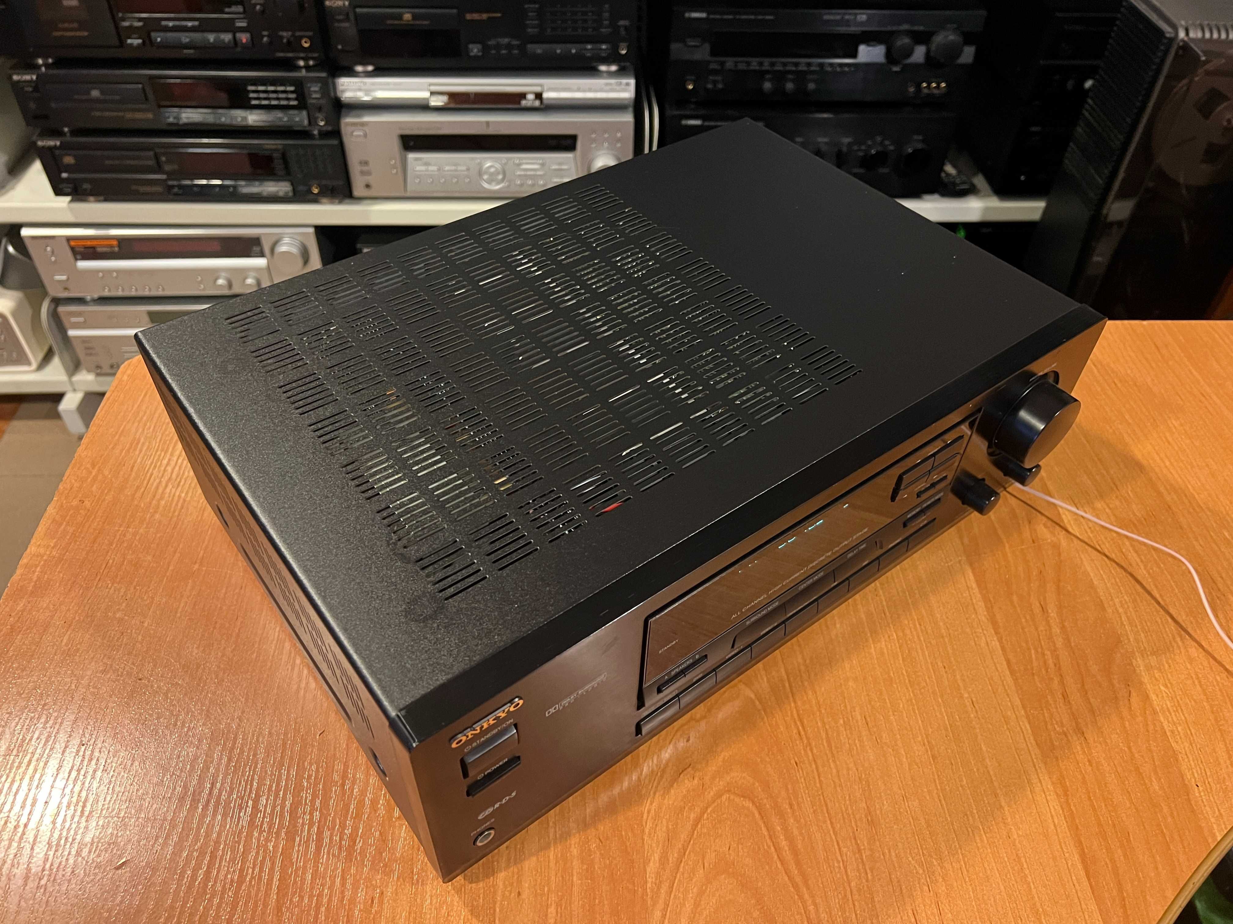 Amplituner Onkyo TX-SV373 Audio Room