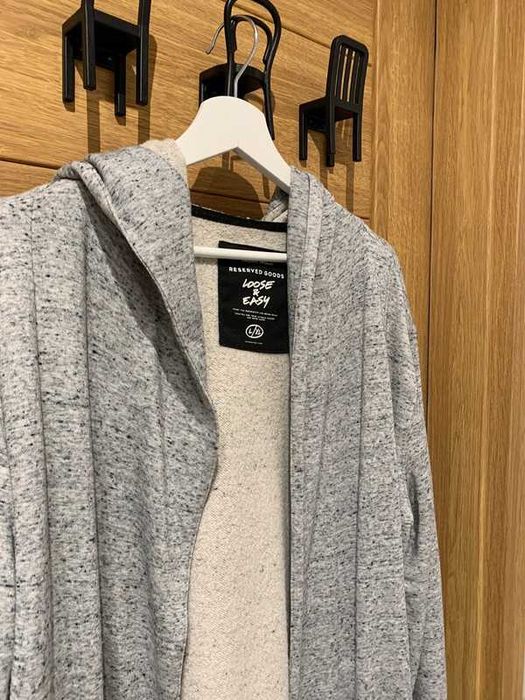 Bluza/sweter z kapturem Reserved