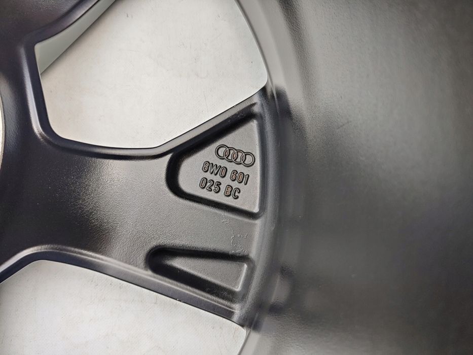 felgi audi sport a4 8w0 b8 b9 a6 4g 4k a3 8v 8y 18 oryginał