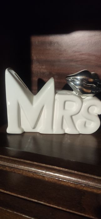 Porcelanowa skarbonka MRS