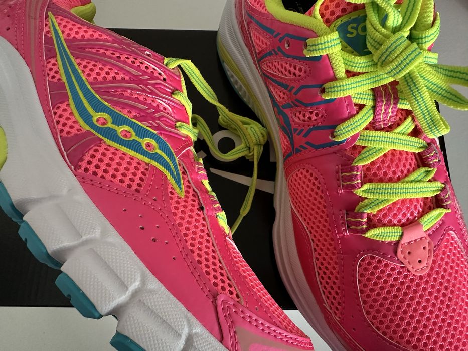 Sapatilhas SAUCONY Jazz 18 Progrid 8mm offset com caixa