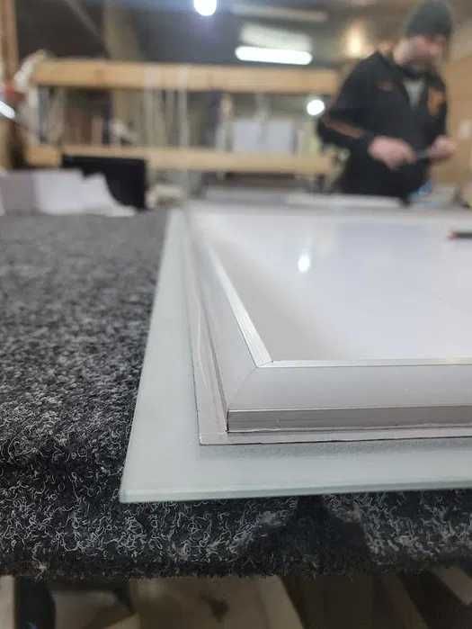 Дзеркала нового покоління – LED, вологозахист, стиль