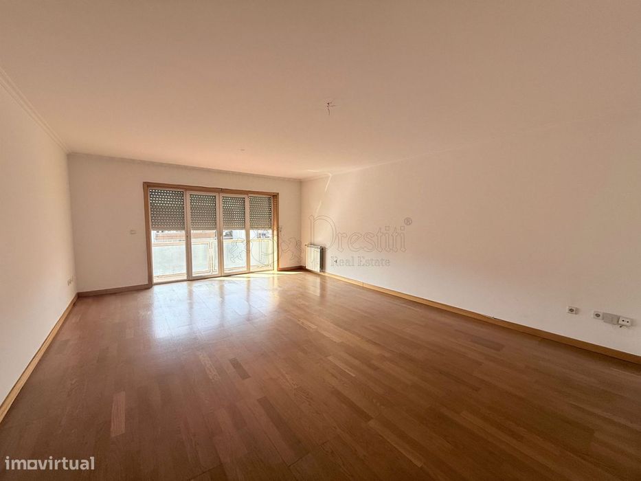 Apartamento T2 para Arrendar em Guimarães