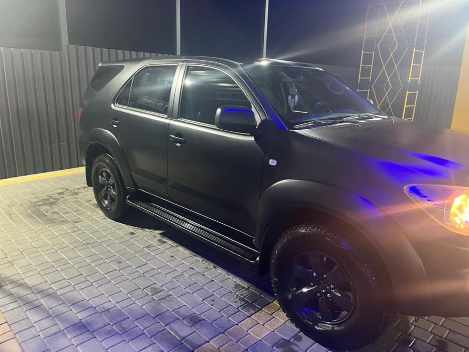 Toyota Fortuner 2008