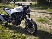 Husqvarna svartpilen 401
