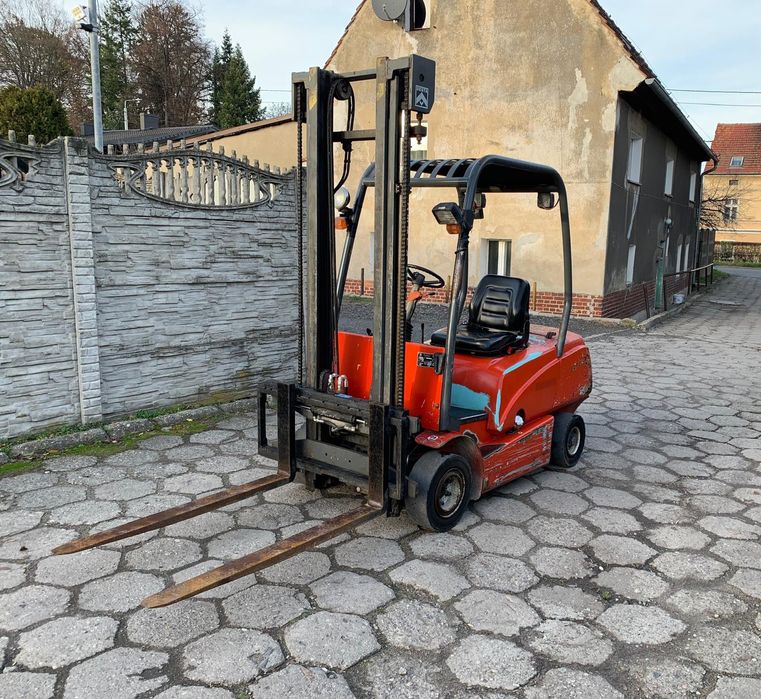 Wózek Widłowy DESTA D20 Silnik VW 1.9 Diesel 2002 Hydrauliczne Widły