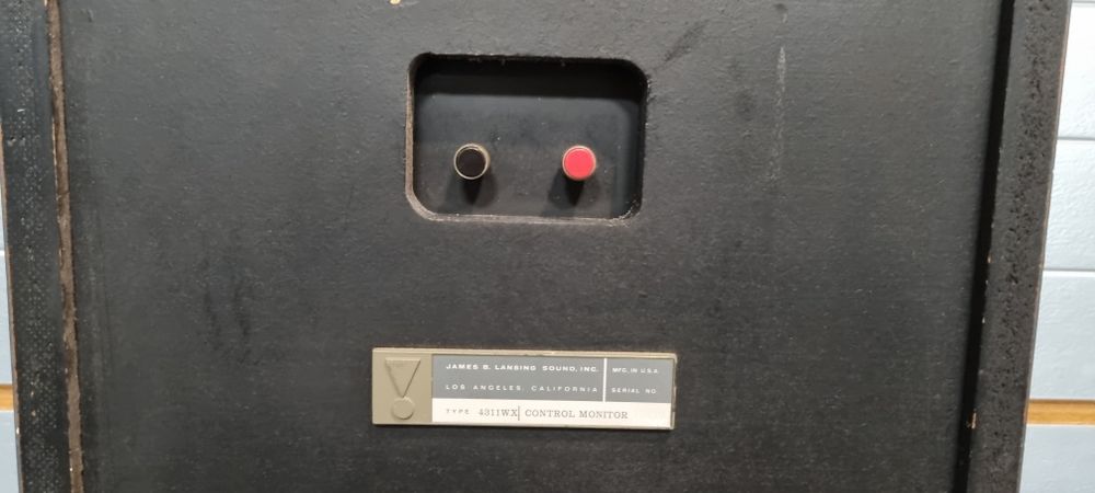 Kolumna JBL 4311WX Control Monitor