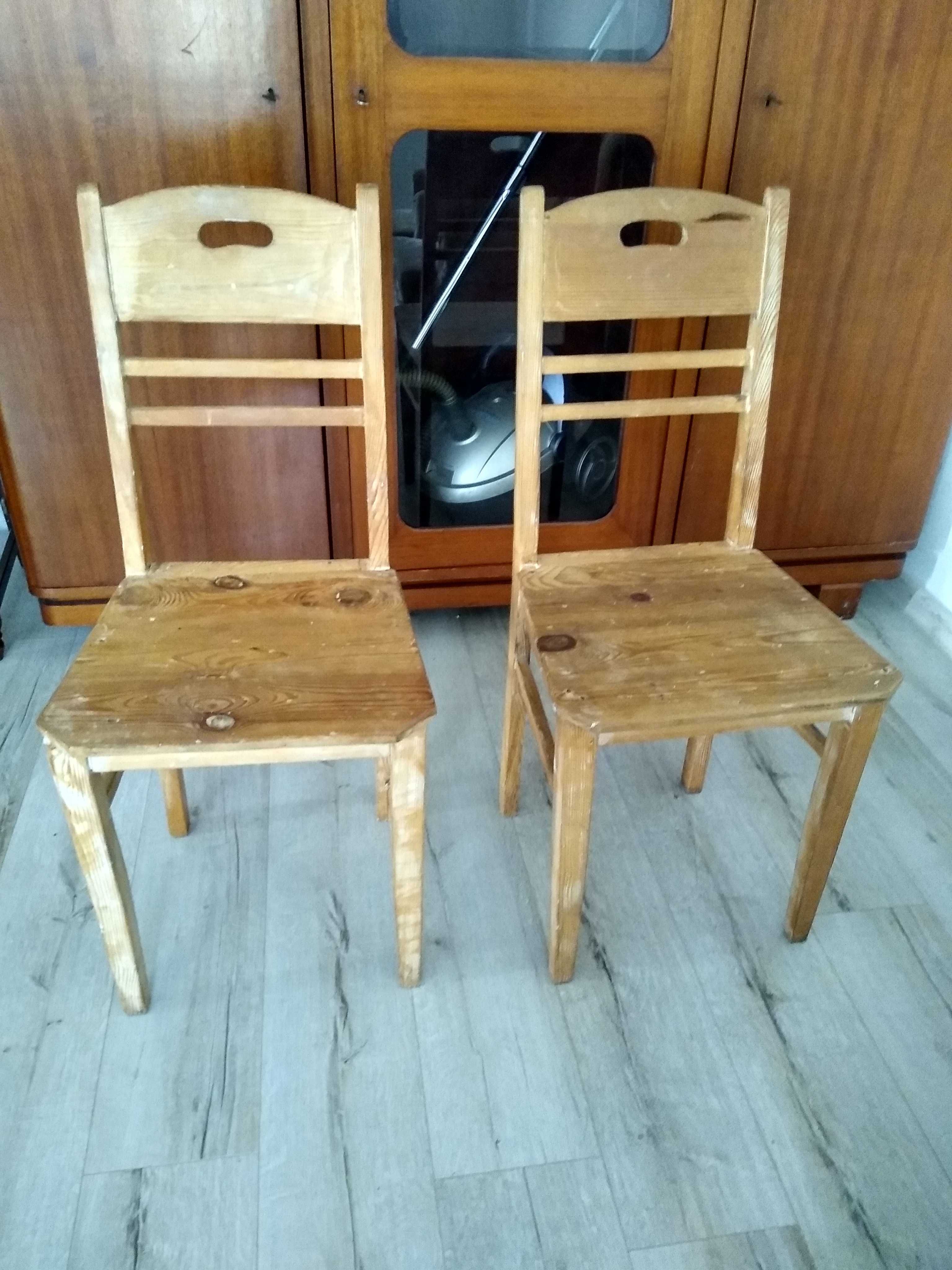 Krzesła stare i z PRL-u
