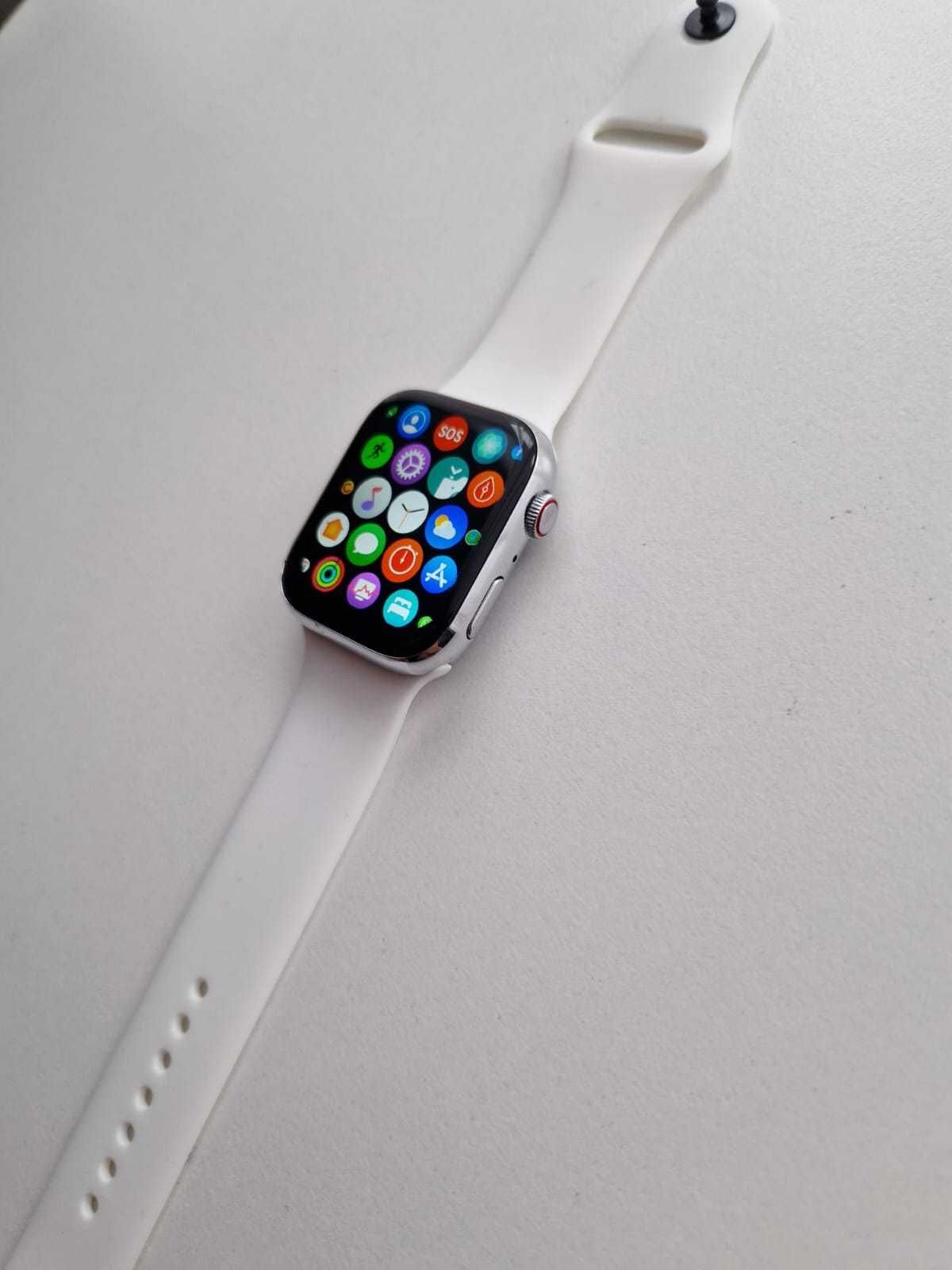 Smartwatch biały