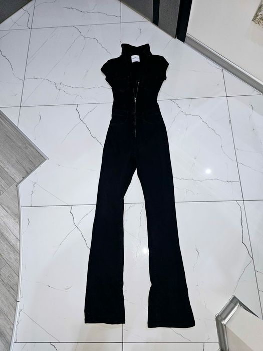 Kombinezon jeansowy Bershka XS czarny