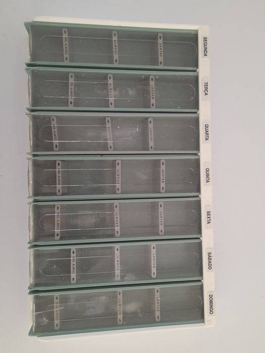 Caixa de medicação semanal