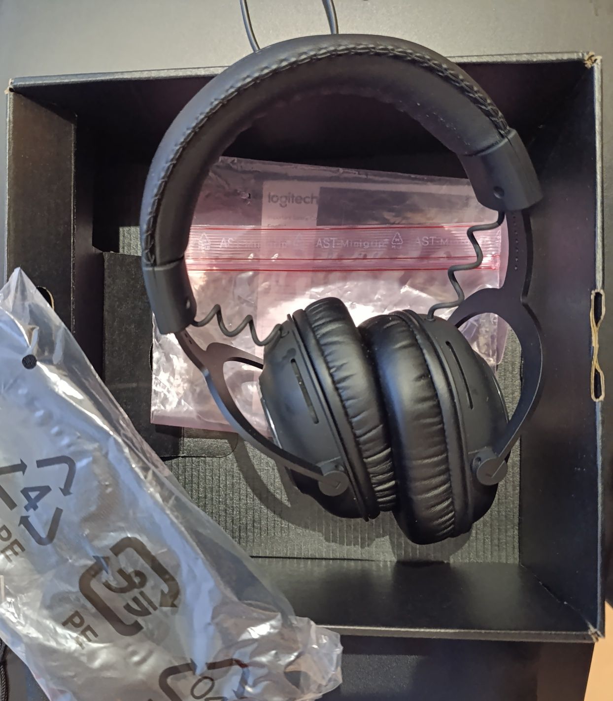 LOGITECH G PRO X Auscultadores Gaming com Fio (3 anos garantia)