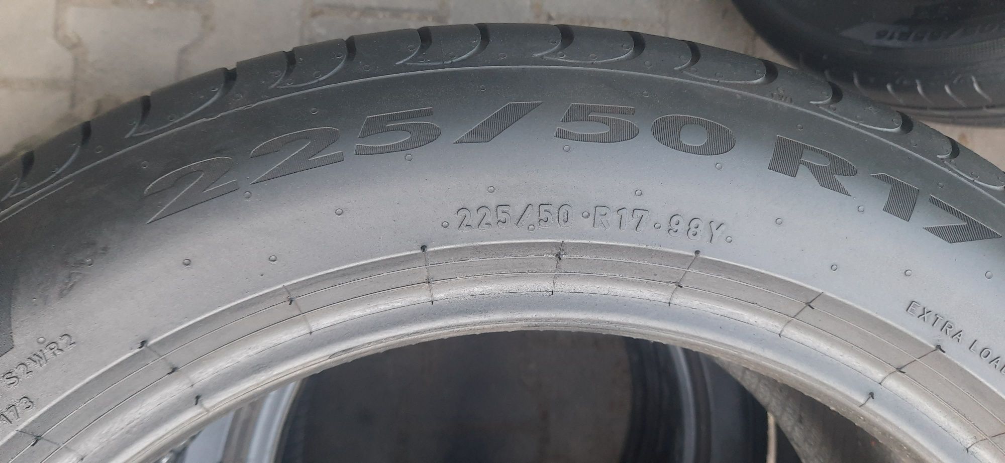 Pirelli 225/50/17 dwie sztuki Rok 2022