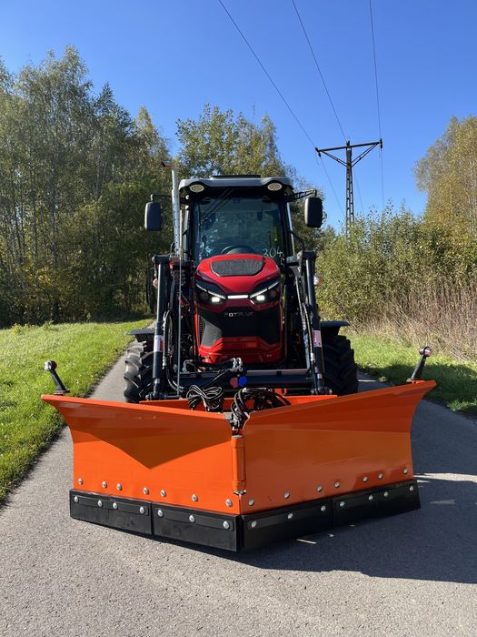 Ciągnik Rolniczy FOTRAK 50 KM Zestaw Zimowy Pług Posypywarka Transport