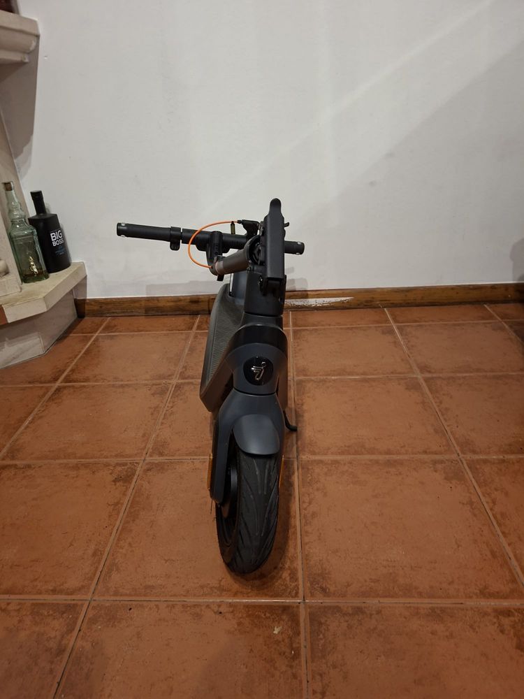 Segway ninebot kickscooter E2 pro E