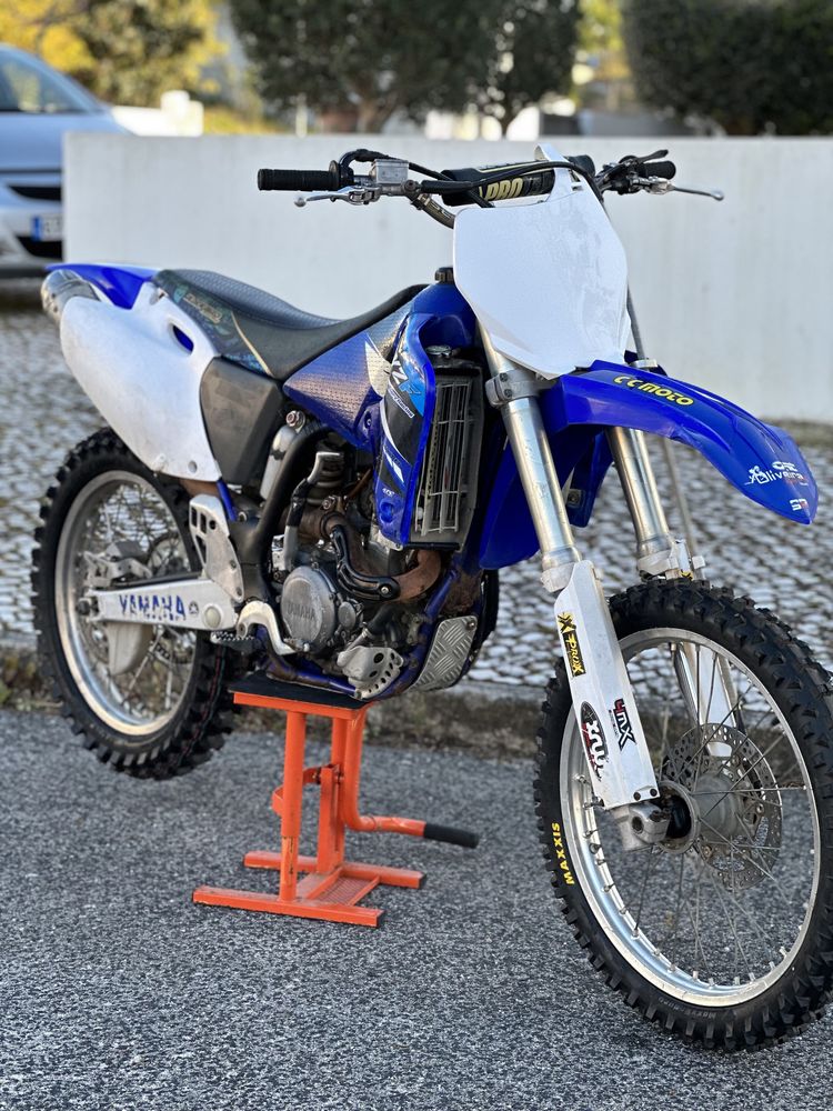 YAMAHA YZ250F - Oportunidade (Desde 66€/Mês)