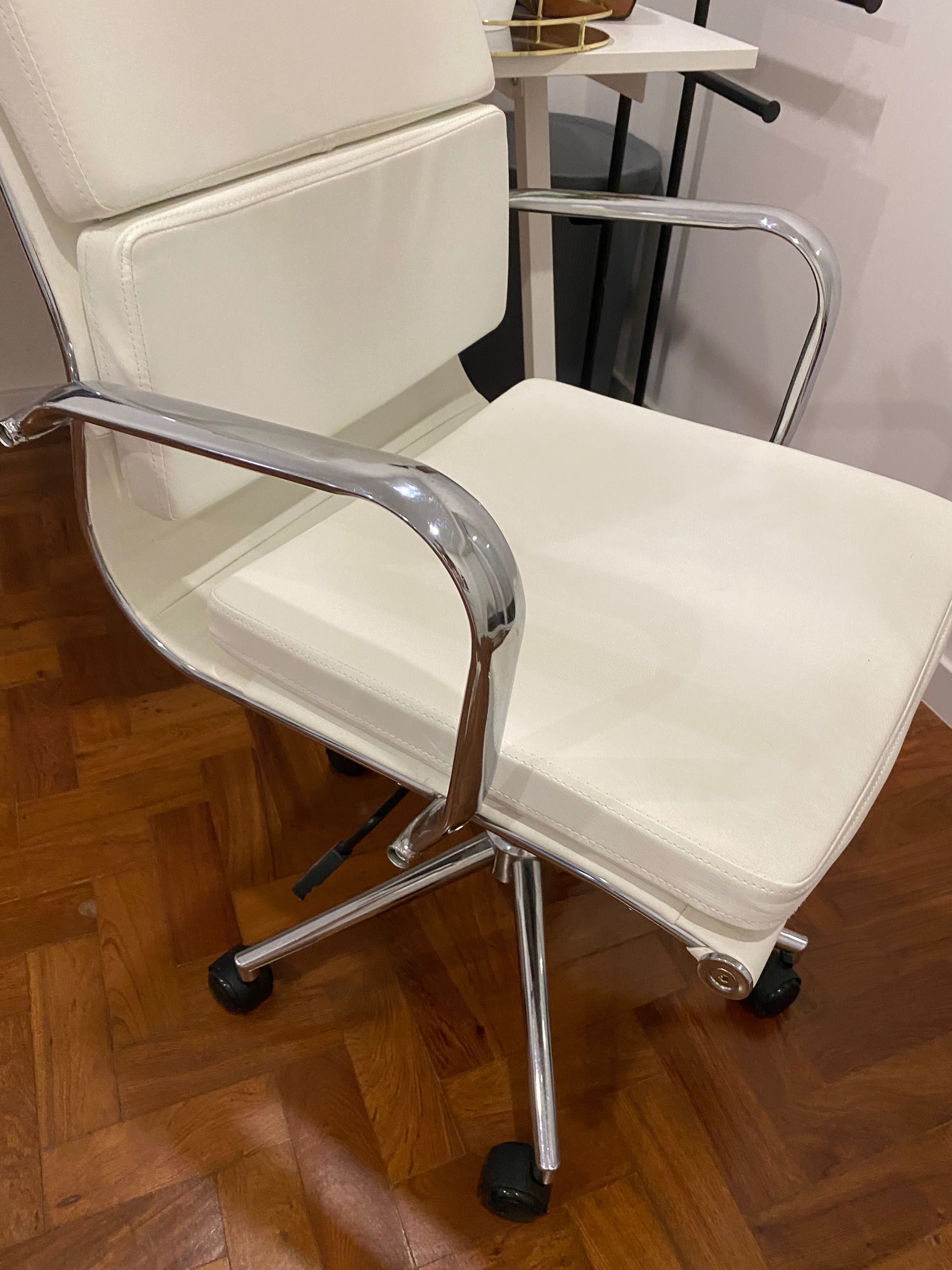Cadeira escritório como nova